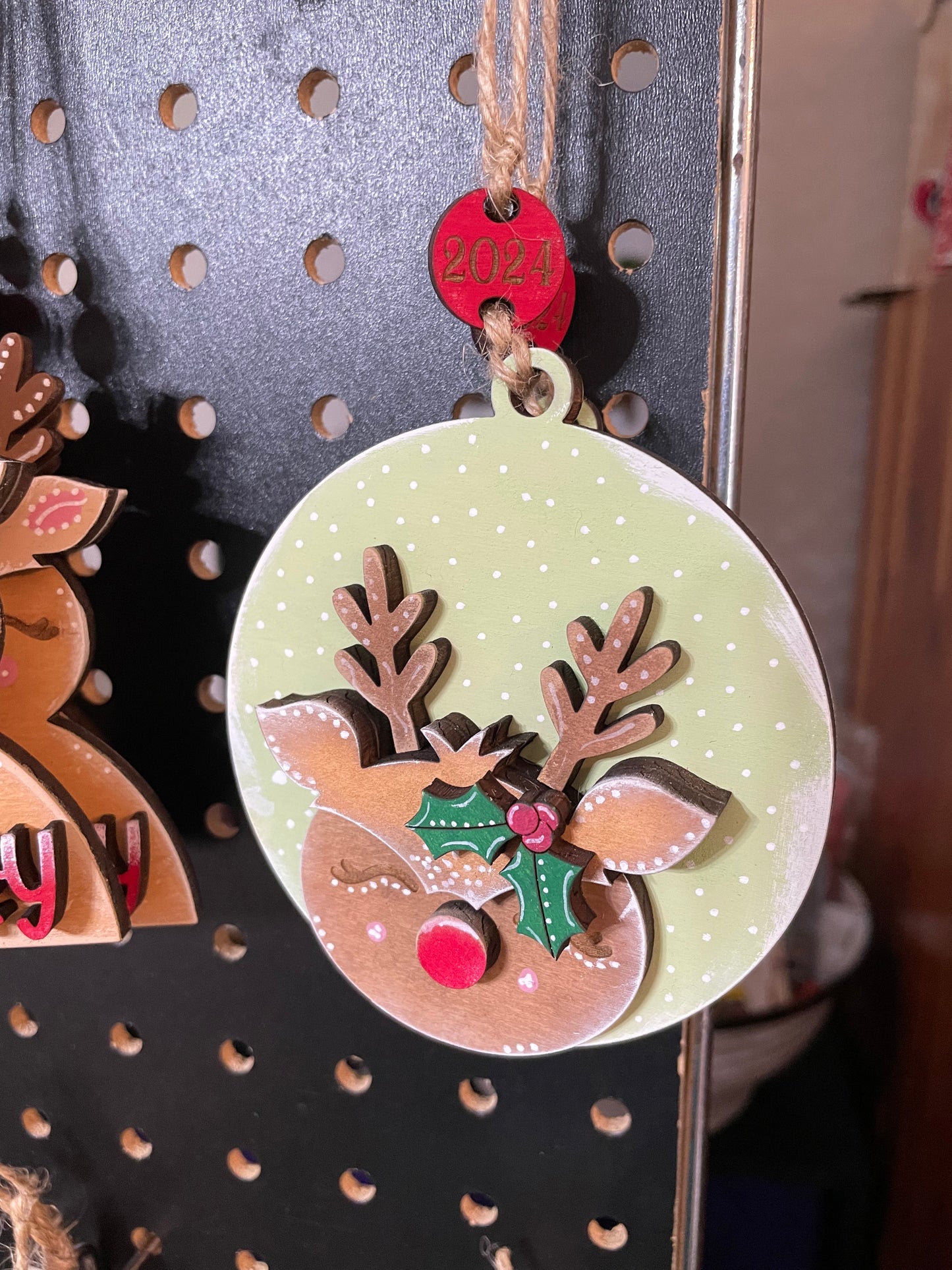 Baby Reindeer Round