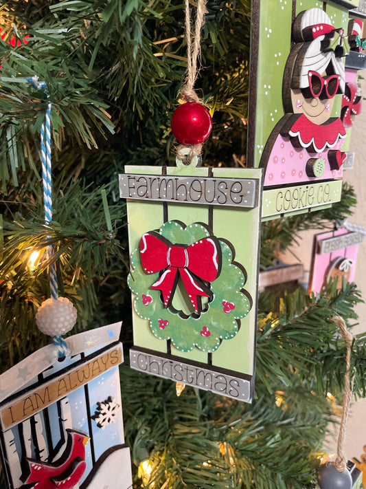 Farmhouse Christmas Wreath Pallet Ornament
