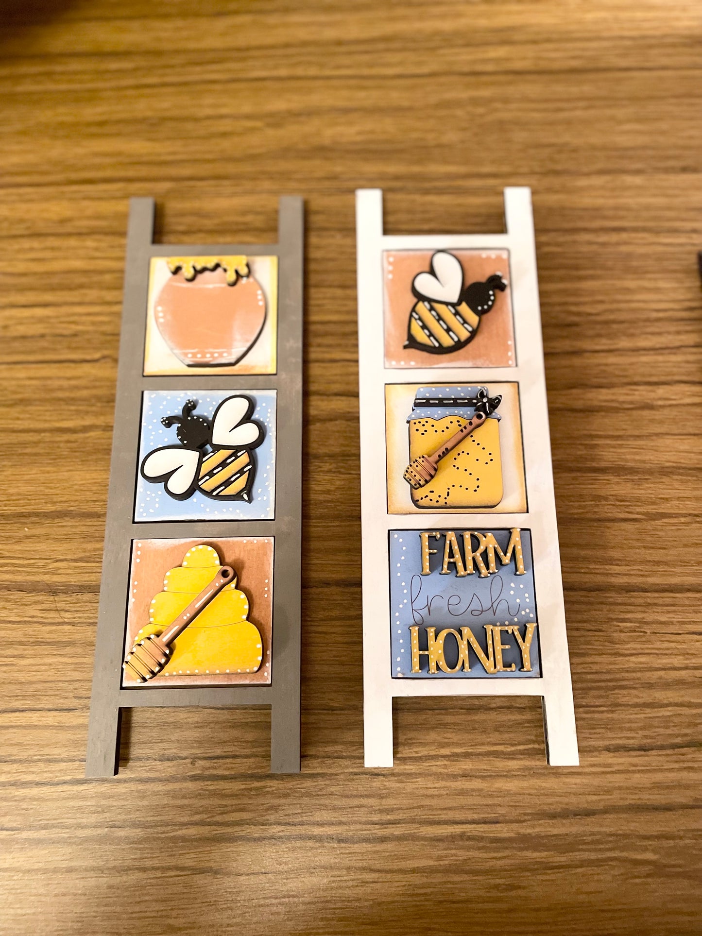 Interchangeable MINI Ladder- Honey Bee