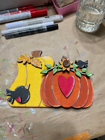 Multi pumpkin and Crow Shelf Sitter