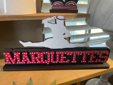 Marcus Marquettes Splits Shelf Sitter