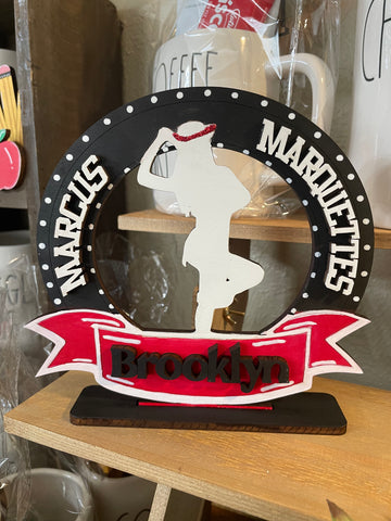 Marcus Marquettes Round with Banner Shelf Sitter