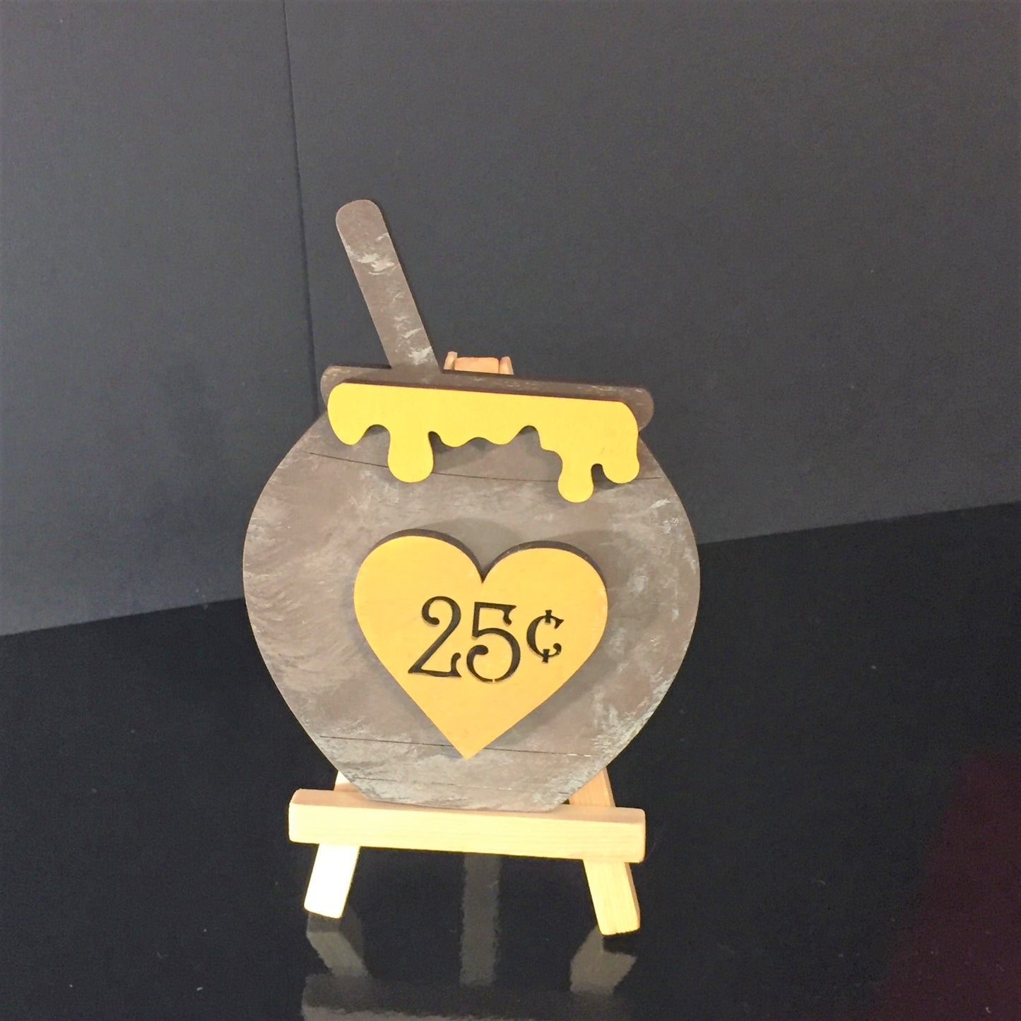 Tiered Tray Set- Honey Bee