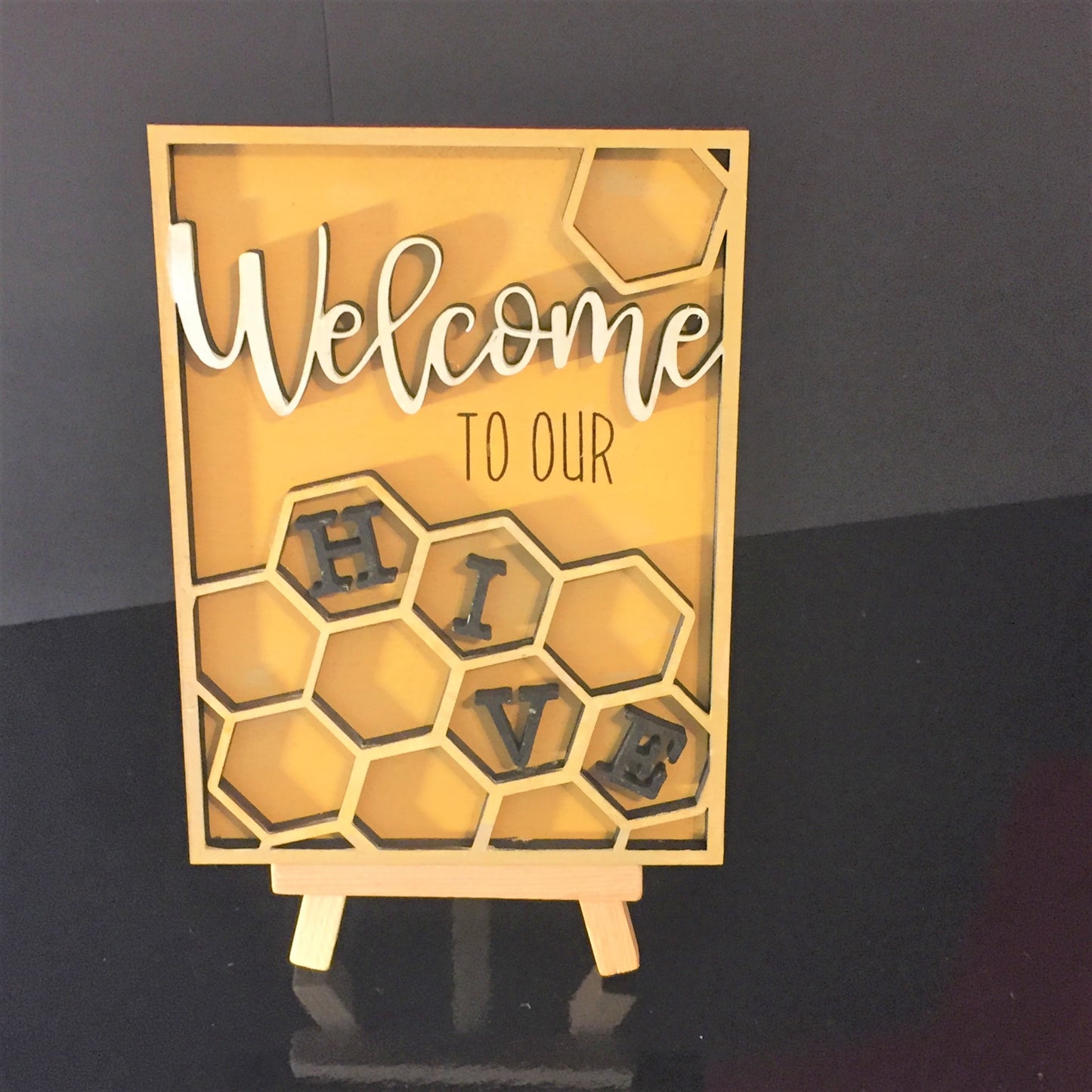 Tiered Tray Set- Honey Bee