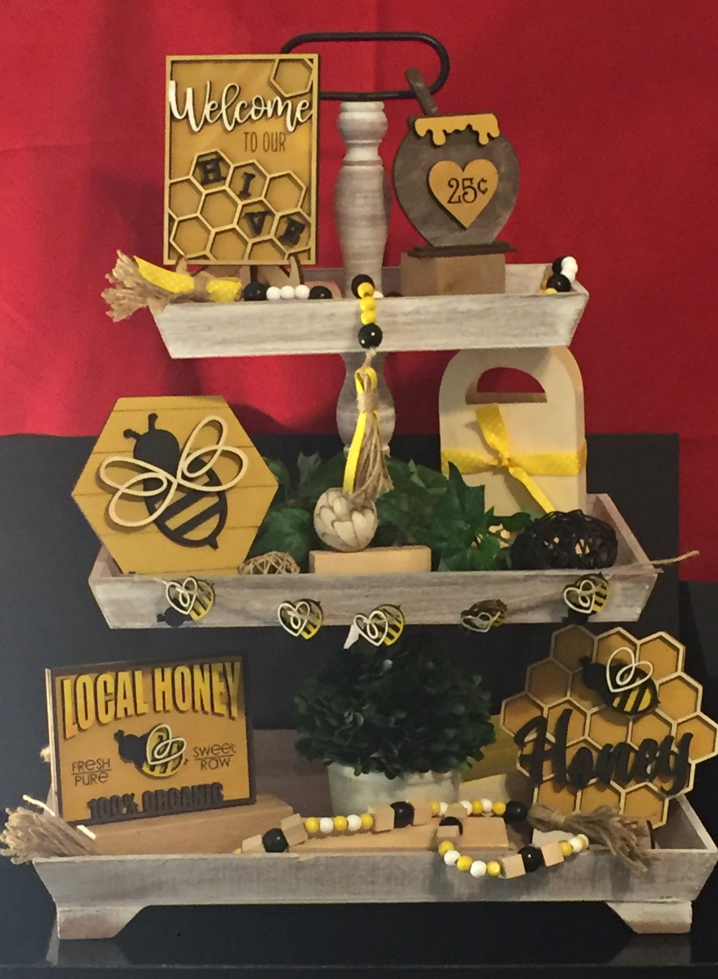 Tiered Tray Set- Honey Bee