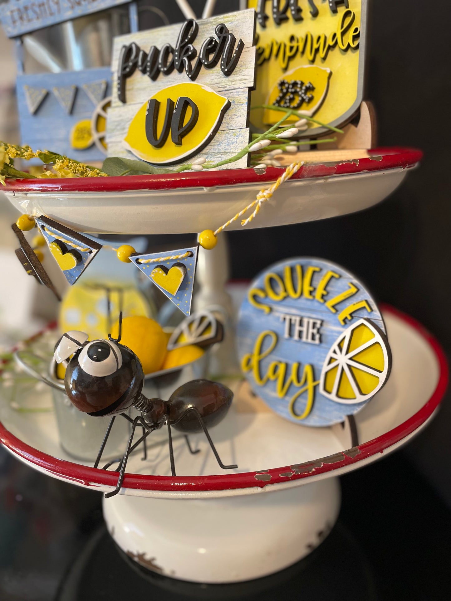 Tiered tray set- Lemonade Stand