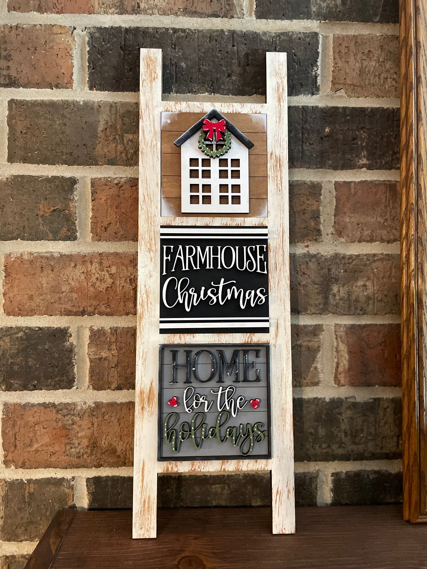 Interchangeable Leaning Ladder- Farmhouse Christmas
