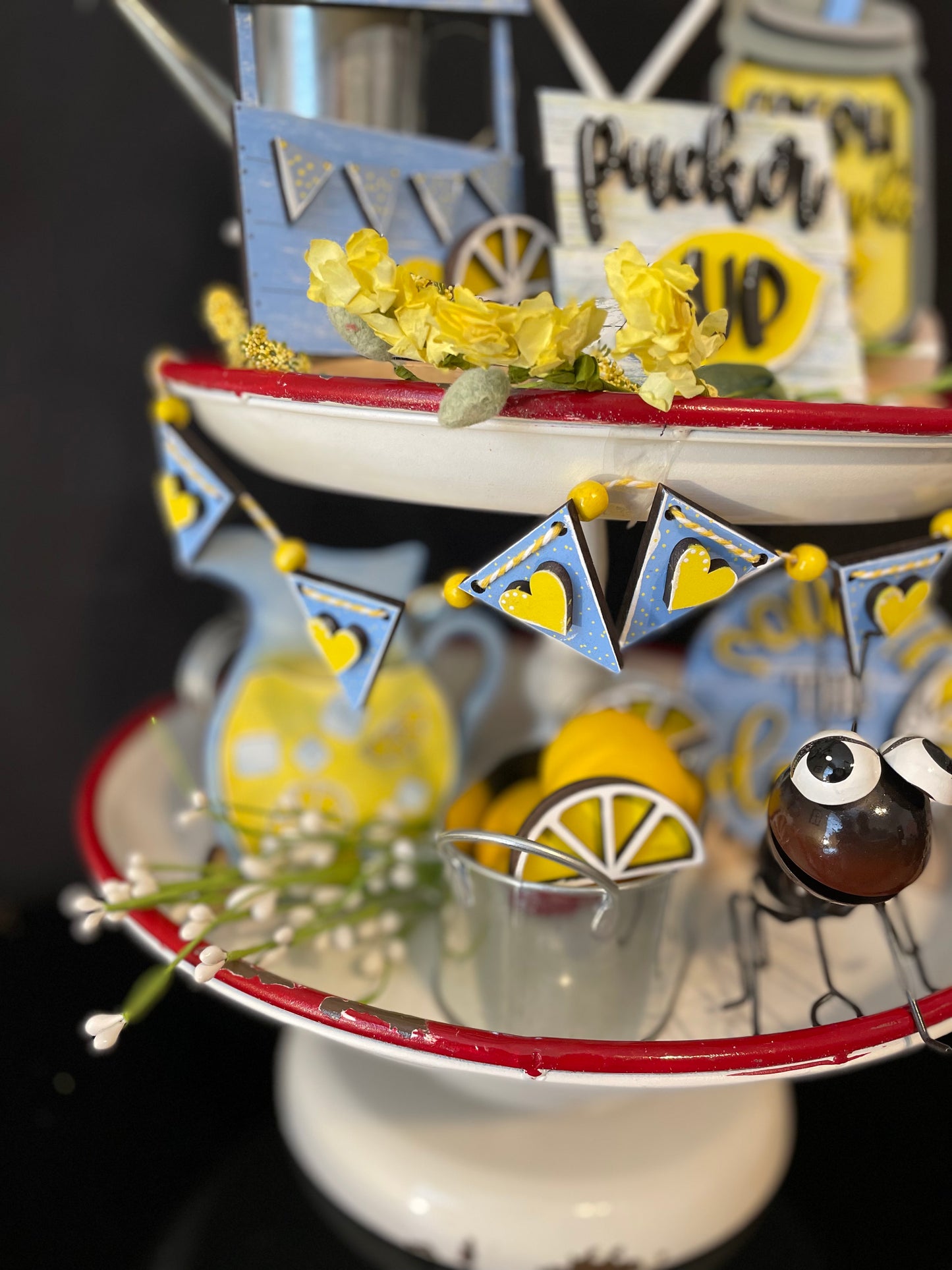 Tiered tray set- Lemonade Stand