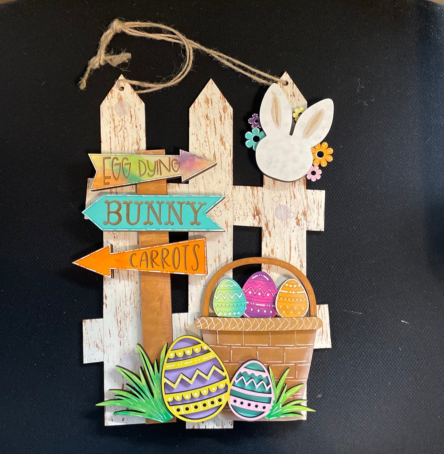 Interchangeable Fence Decor Easter Basket