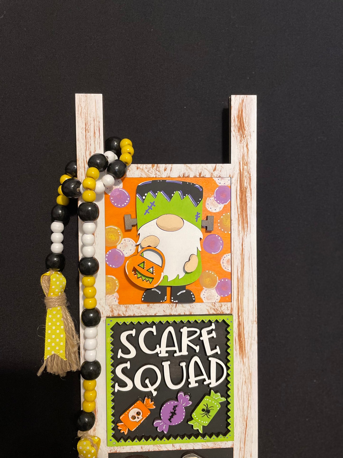 Interchangeable Leaning Ladder- Halloween Trick or Treat