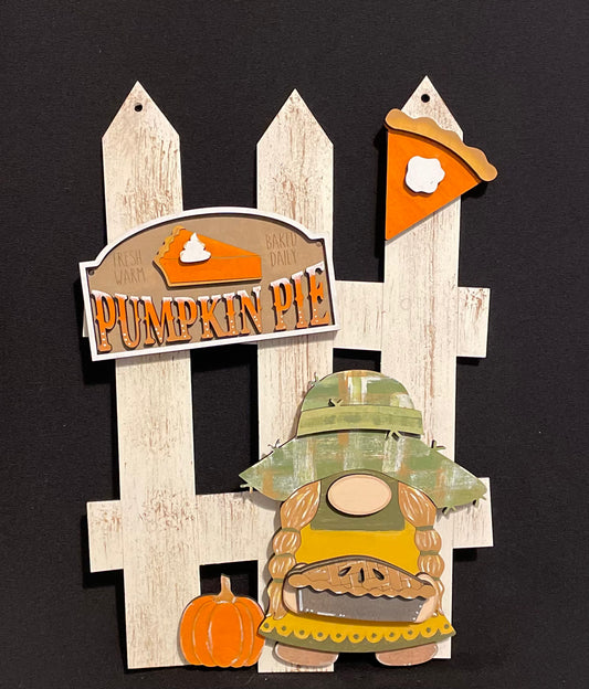 Interchangeable Fence Decor Pumpkin Pie