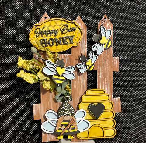 Interchangeable Fence Set- Bee Gnome