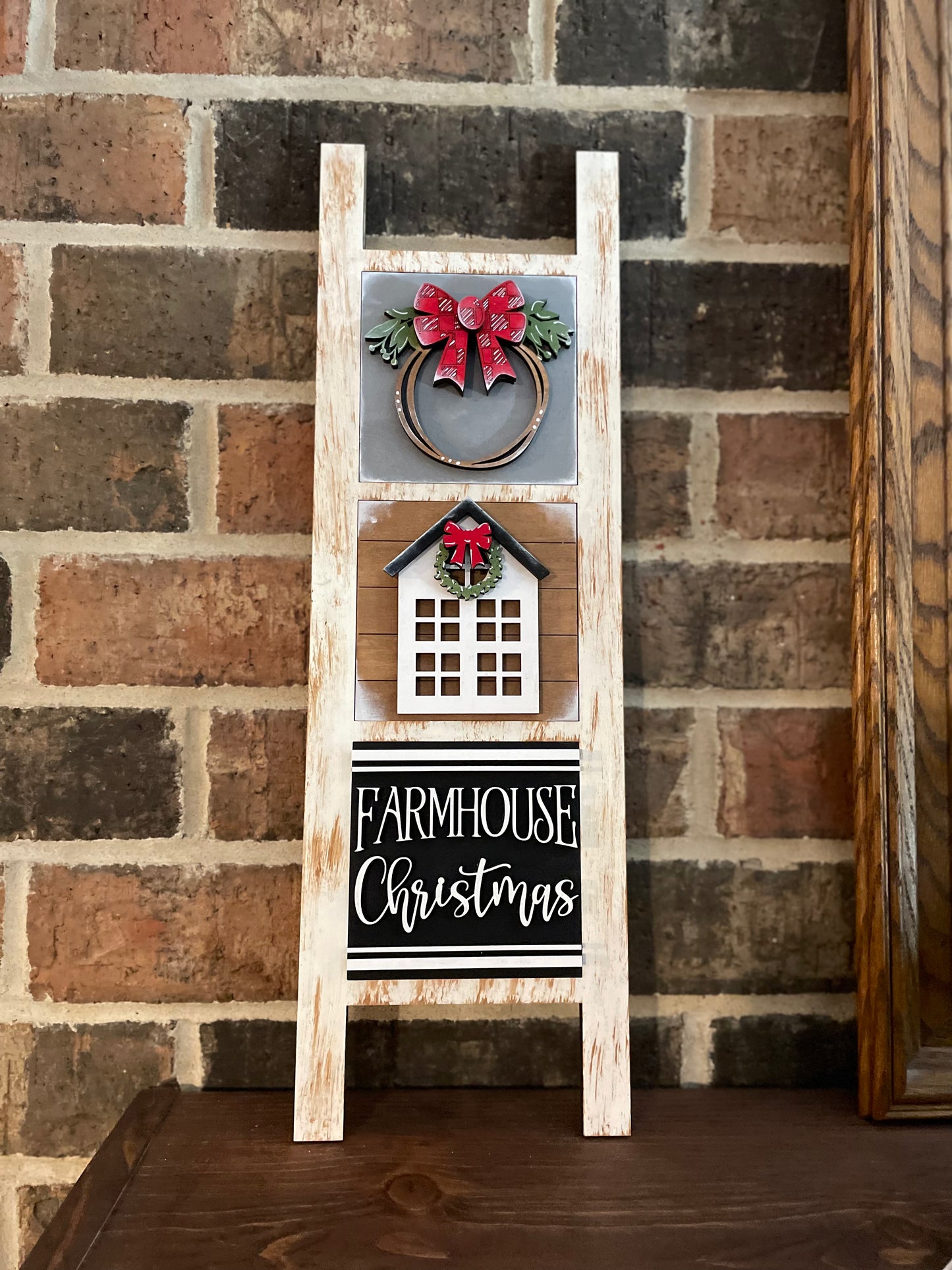 Interchangeable Leaning Ladder- Farmhouse Christmas