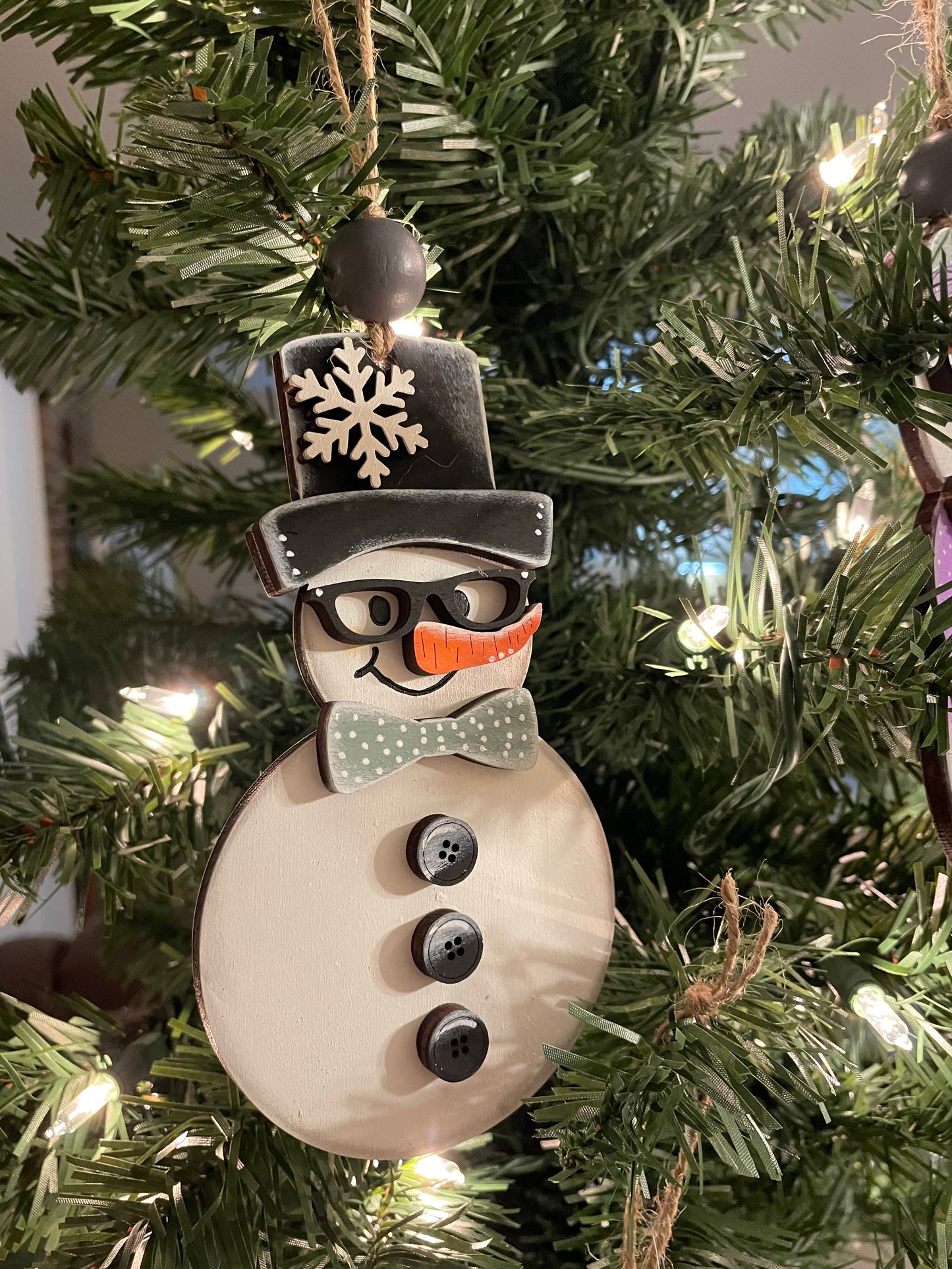 Retro Snowman or Snowlady
